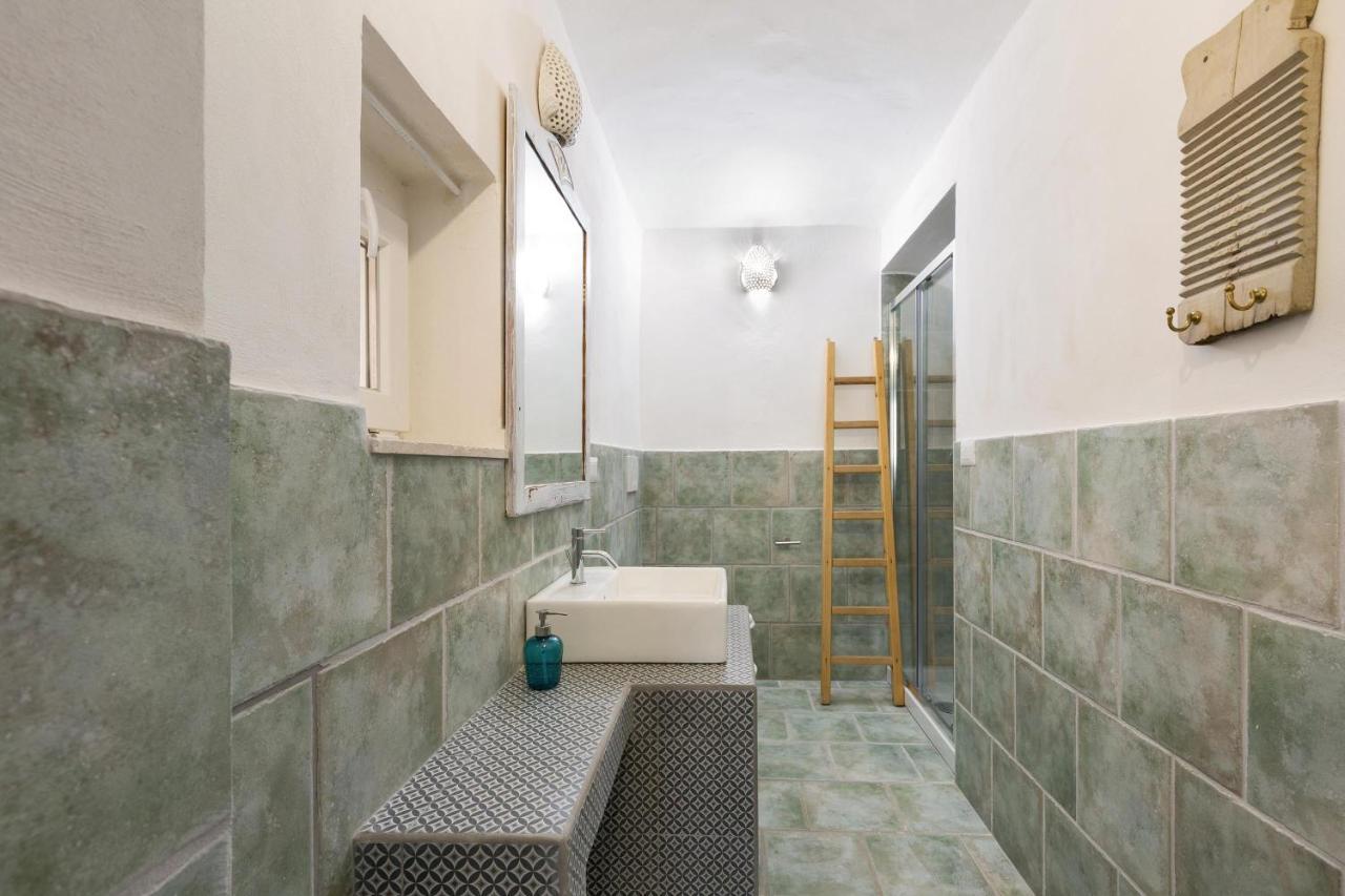 Villa Thea Charming House Каровіньйо Екстер'єр фото
