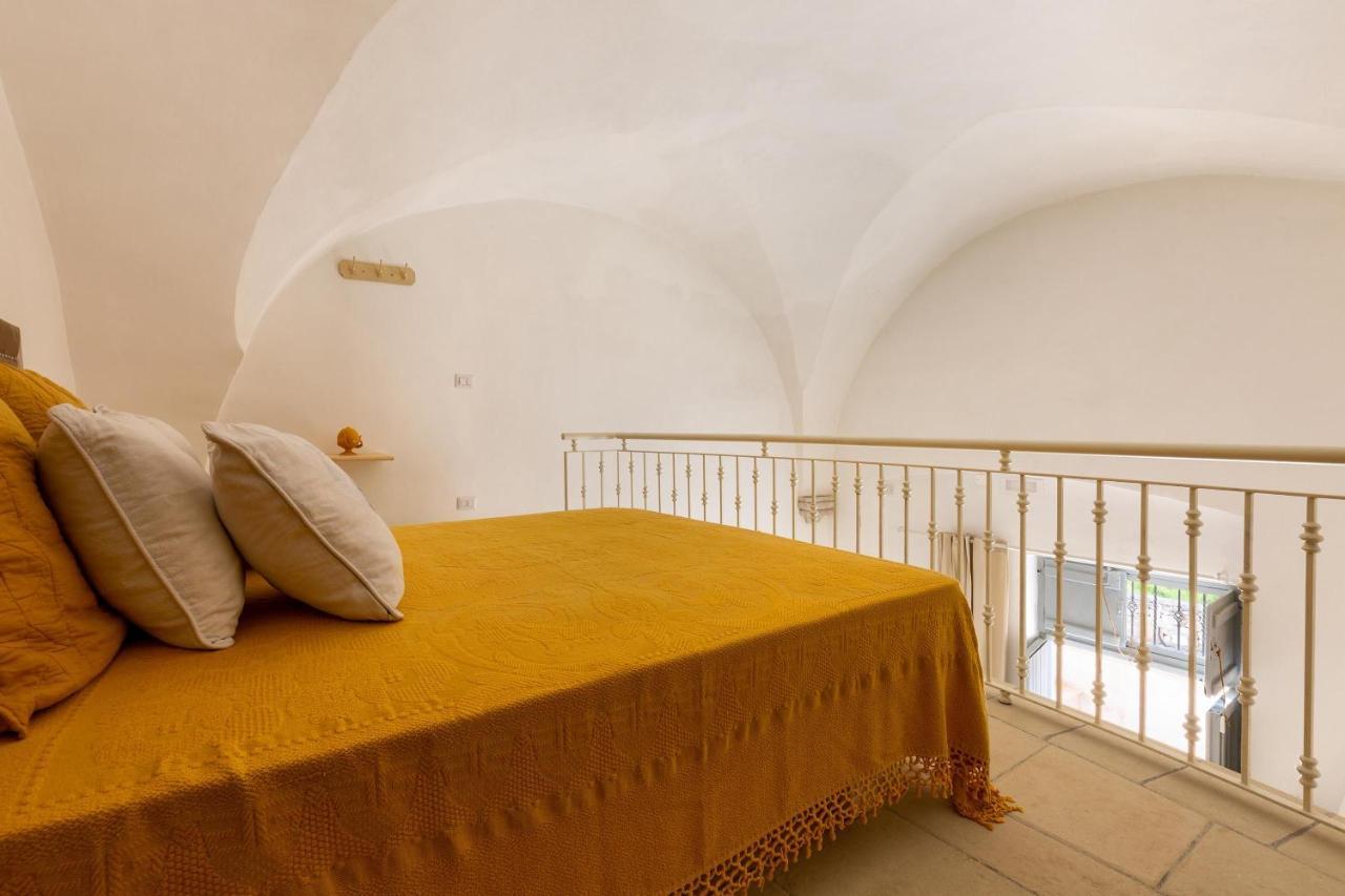 Villa Thea Charming House Каровіньйо Екстер'єр фото