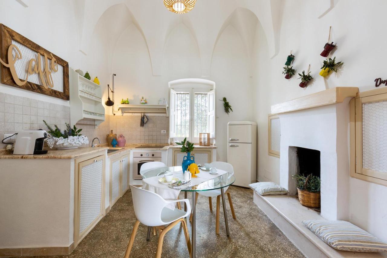 Villa Thea Charming House Каровіньйо Екстер'єр фото