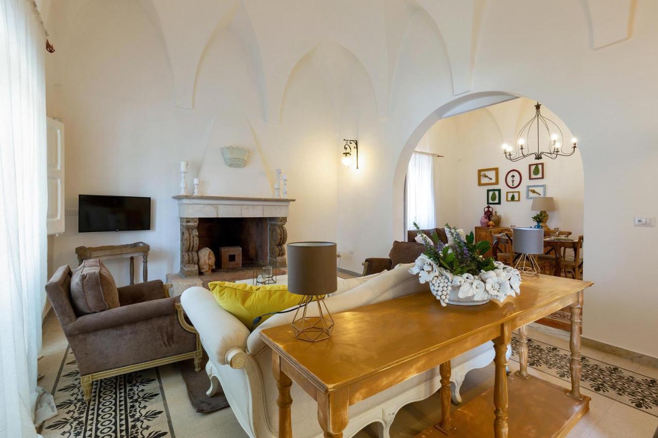 Villa Thea Charming House Каровіньйо Екстер'єр фото